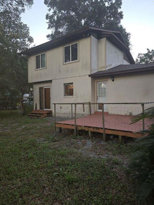 For Sale: $234,900 (3 beds, 2 baths, 1275 Square Feet)