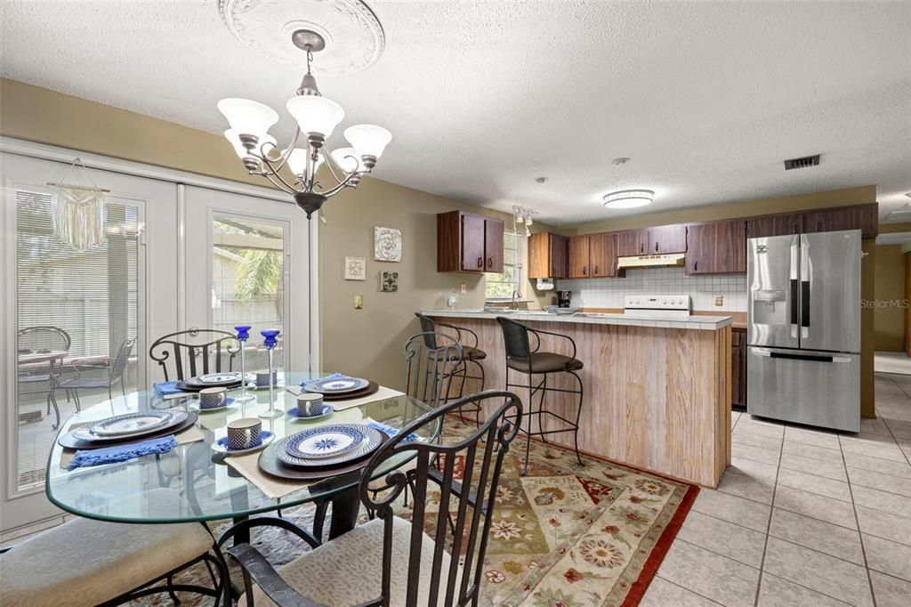 For Sale: $339,900 (3 beds, 2 baths, 1504 Square Feet)