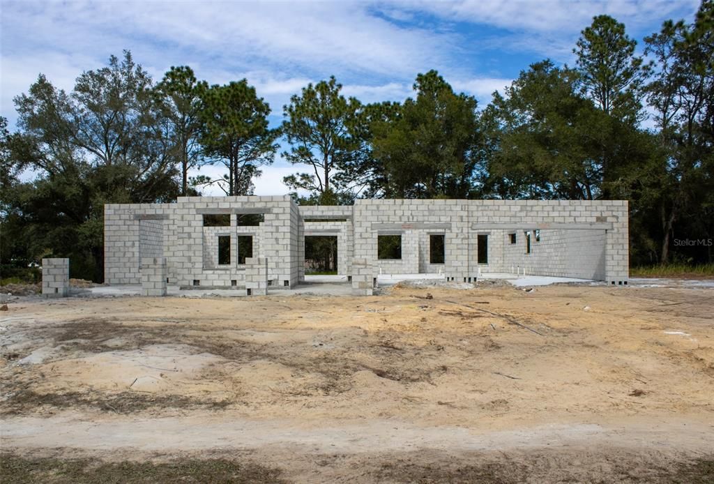 Active With Contract: $640,000 (4 beds, 3 baths, 2866 Square Feet)