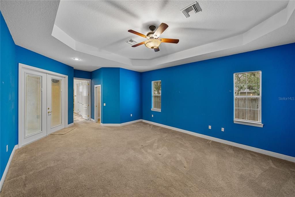 合同活跃: $699,000 (4 贝兹, 3 浴室, 3133 平方英尺)