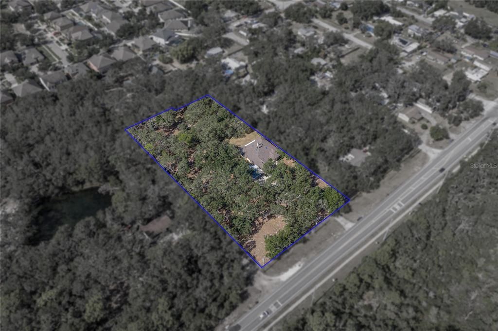 合同活跃: $699,000 (4 贝兹, 3 浴室, 3133 平方英尺)