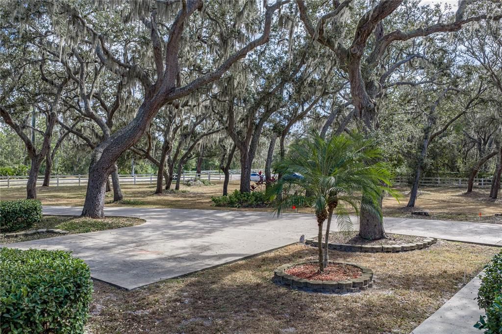 合同活跃: $699,000 (4 贝兹, 3 浴室, 3133 平方英尺)