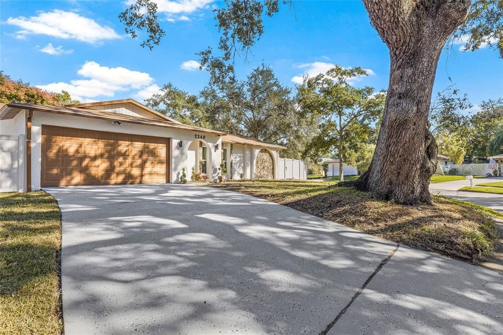 Vendido Recientemente: $712,000 (4 camas, 3 baños, 2384 Pies cuadrados)