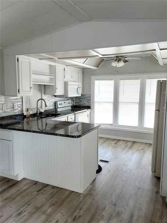 Activo con contrato: $75,600 (1 camas, 1 baños, 504 Pies cuadrados)