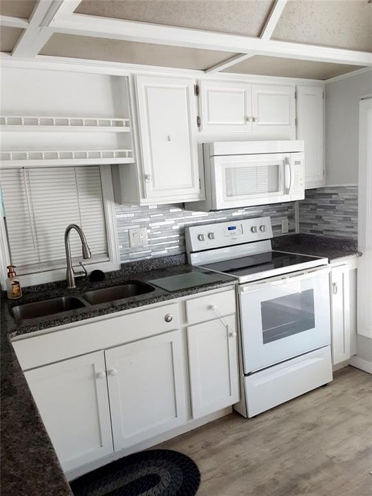 Activo con contrato: $75,600 (1 camas, 1 baños, 504 Pies cuadrados)