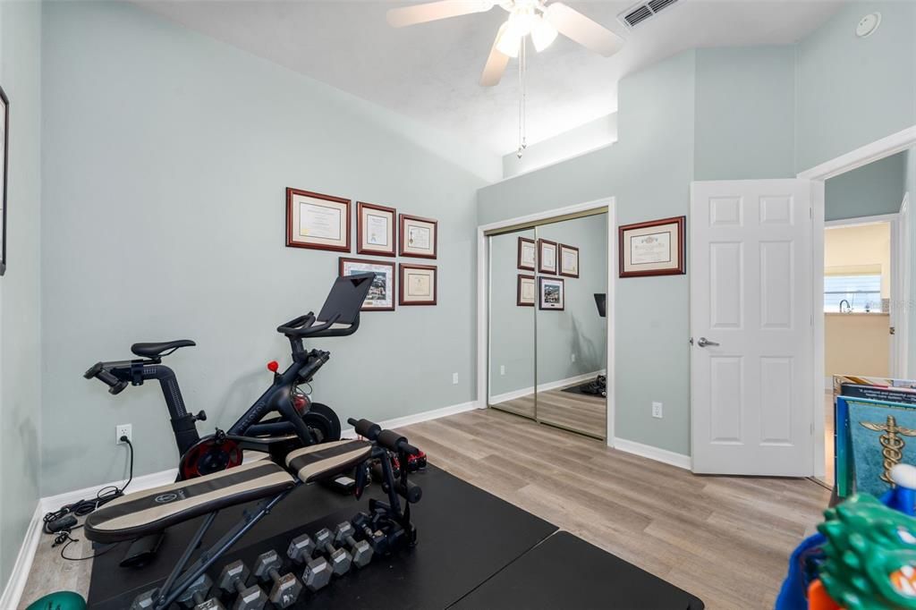 Active With Contract: $525,000 (3 beds, 2 baths, 2073 Square Feet)