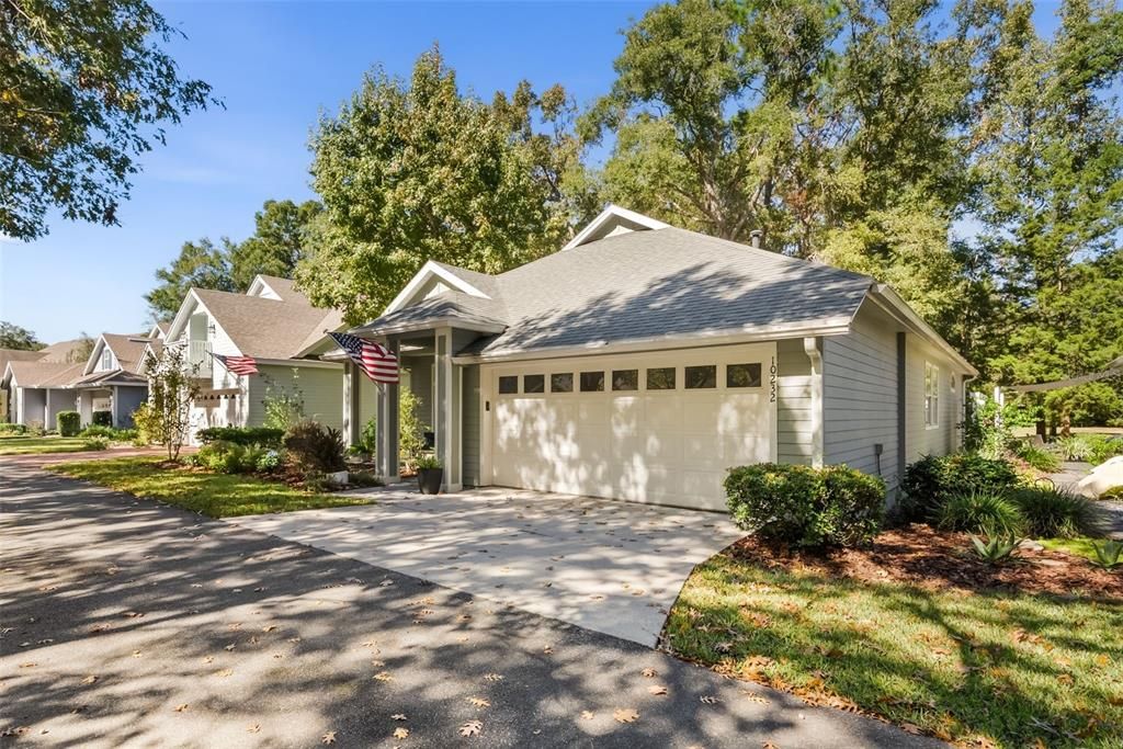 Active With Contract: $525,000 (3 beds, 2 baths, 2073 Square Feet)