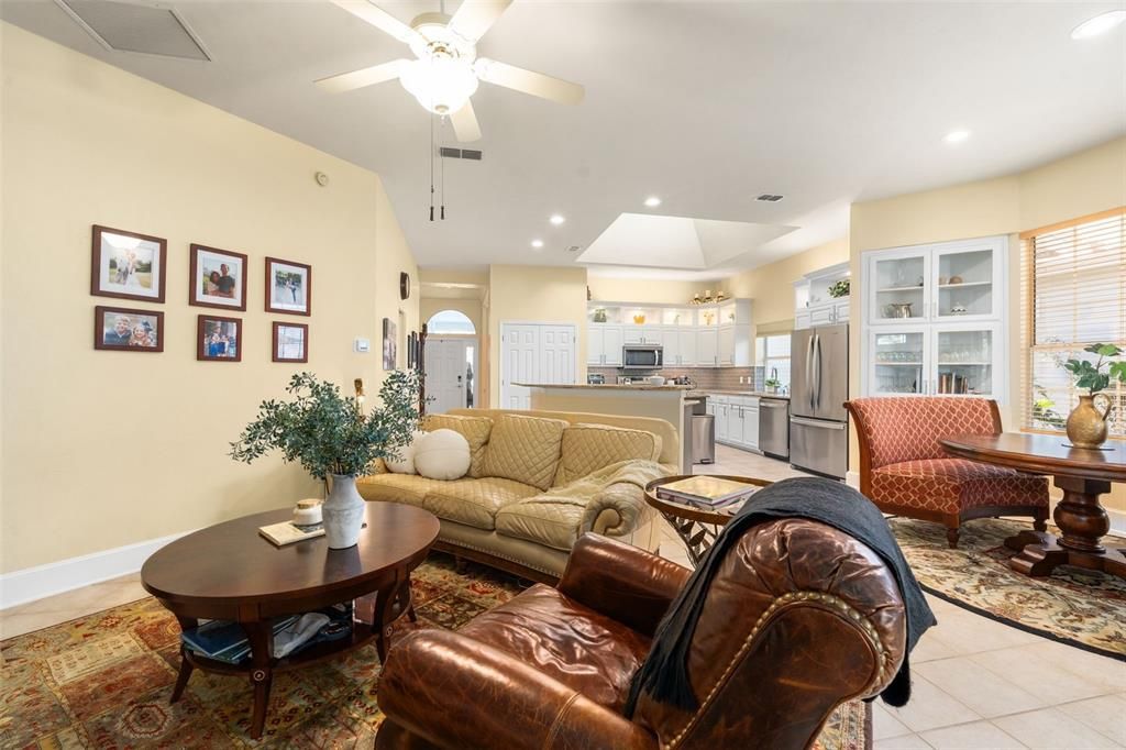 Active With Contract: $525,000 (3 beds, 2 baths, 2073 Square Feet)