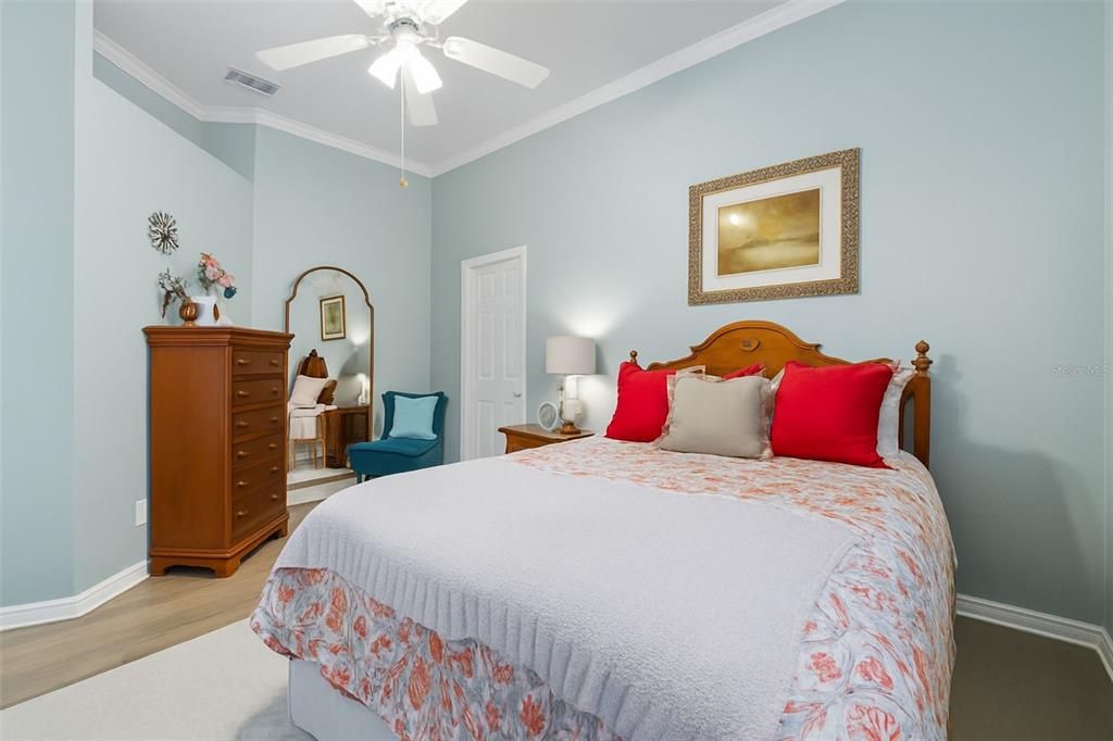 Active With Contract: $525,000 (3 beds, 2 baths, 2073 Square Feet)