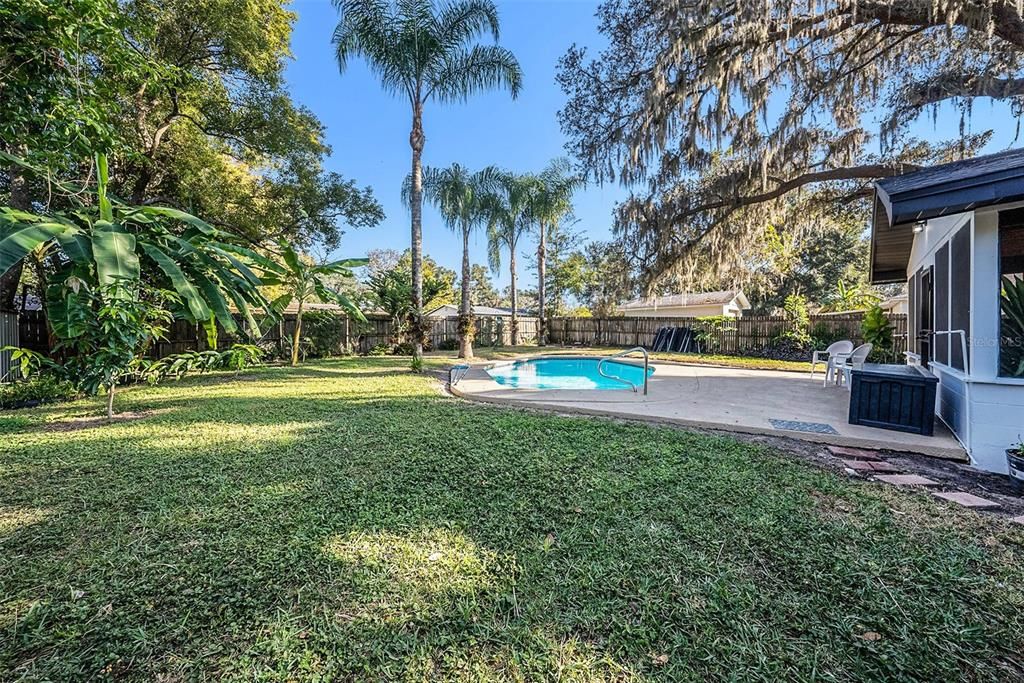 Active With Contract: $350,000 (3 beds, 2 baths, 1320 Square Feet)