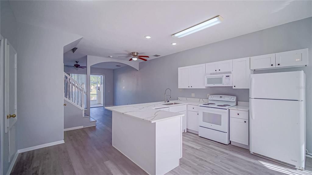 For Sale: $295,000 (3 beds, 2 baths, 1468 Square Feet)