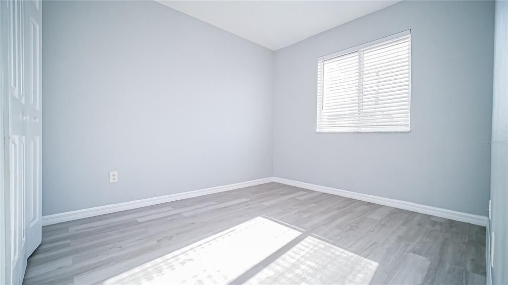 For Sale: $295,000 (3 beds, 2 baths, 1468 Square Feet)