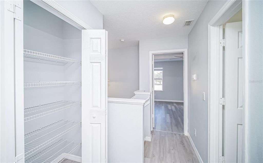 For Sale: $295,000 (3 beds, 2 baths, 1468 Square Feet)