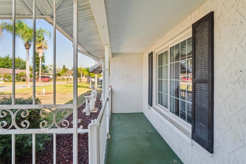 待售: $225,000 (2 贝兹, 2 浴室, 1069 平方英尺)