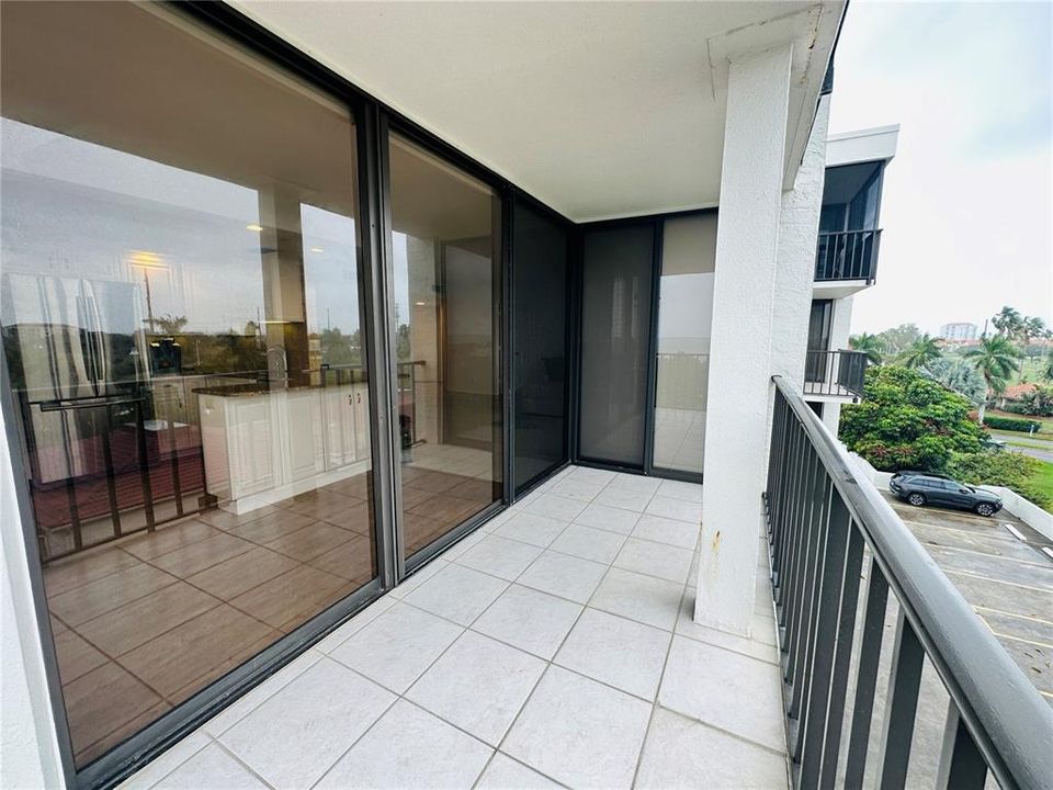 В аренду: $2,250 (2 спален, 2 ванн, 890 Квадратных фут)