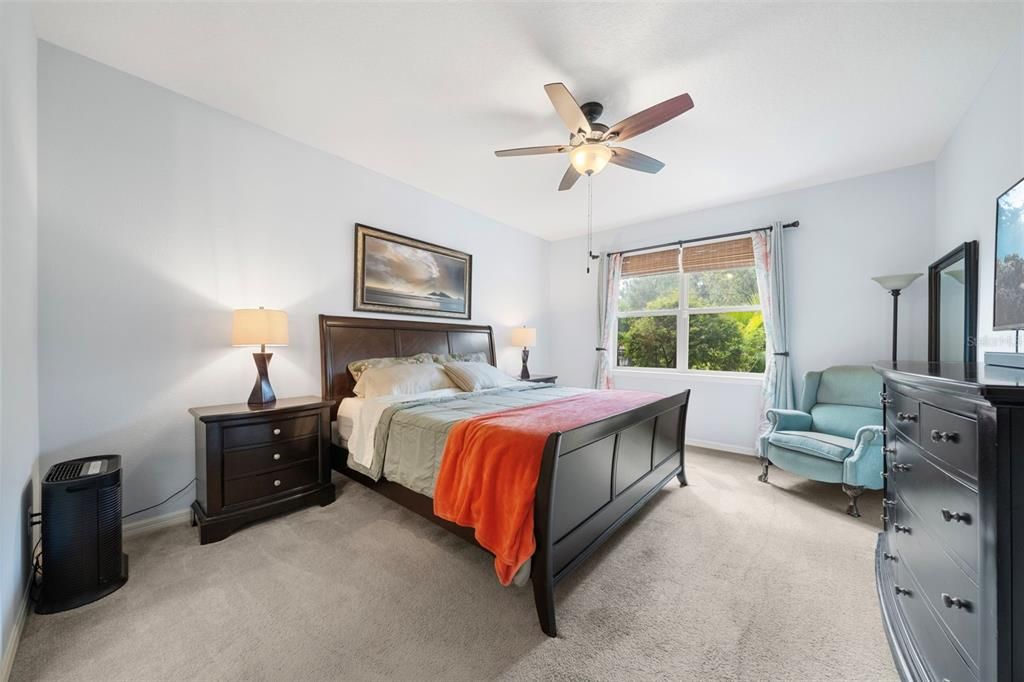 合同活跃: $515,000 (4 贝兹, 2 浴室, 2820 平方英尺)