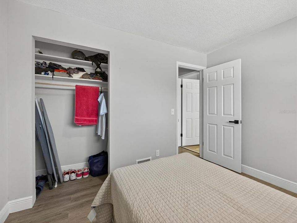 For Sale: $535,000 (4 beds, 2 baths, 1776 Square Feet)