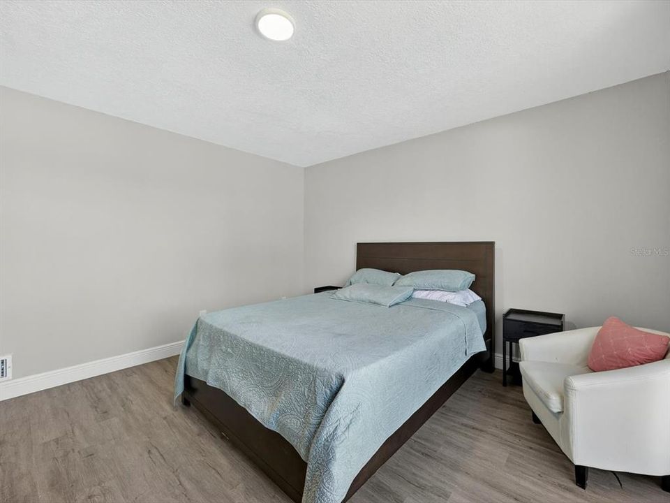 For Sale: $535,000 (4 beds, 2 baths, 1776 Square Feet)