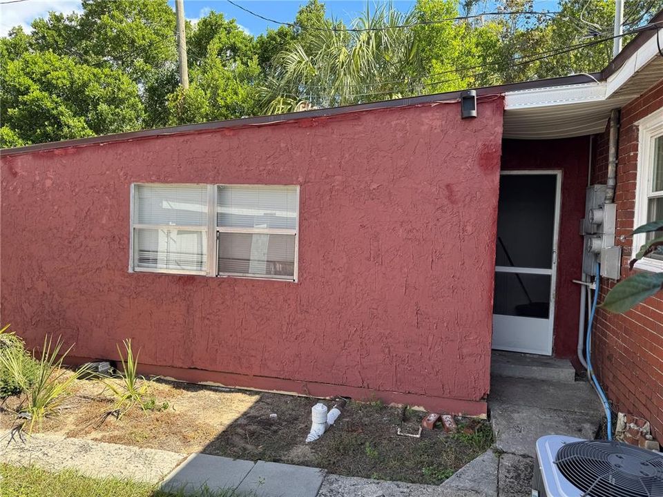 待售: $370,000 (3 贝兹, 3 浴室, 685 平方英尺)