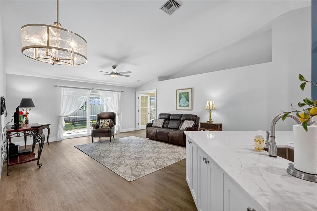 For Sale: $449,000 (4 beds, 2 baths, 1564 Square Feet)