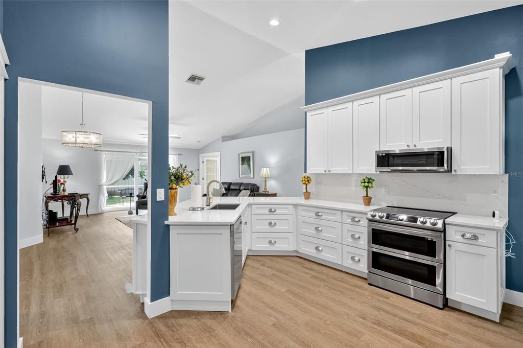 For Sale: $449,000 (4 beds, 2 baths, 1564 Square Feet)