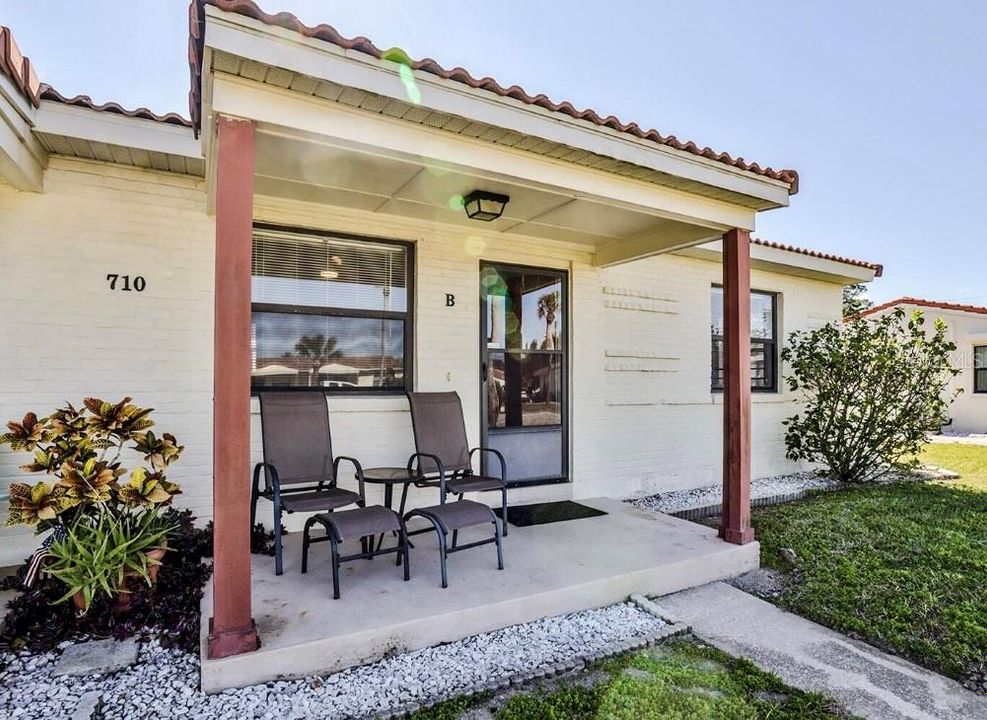 В аренду: $1,450 (2 спален, 1 ванн, 675 Квадратных фут)