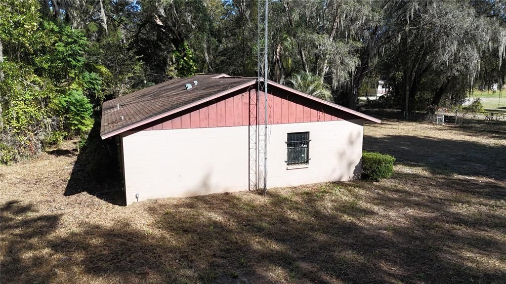 На продажу: $117,005 (3 спален, 2 ванн, 1571 Квадратных фут)