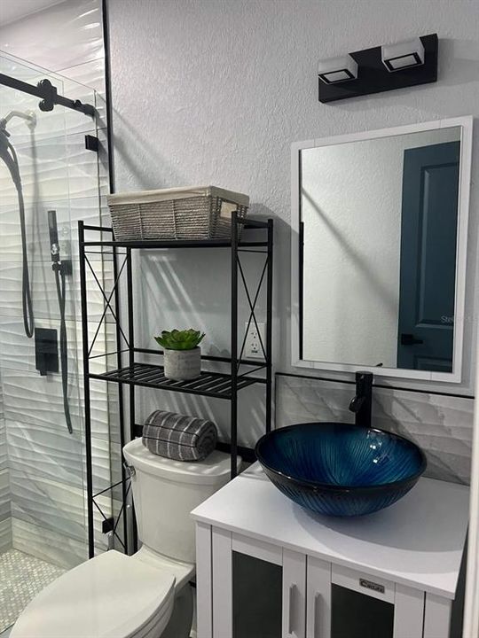 Active With Contract: $325,000 (4 beds, 0 baths, 1352 Square Feet)