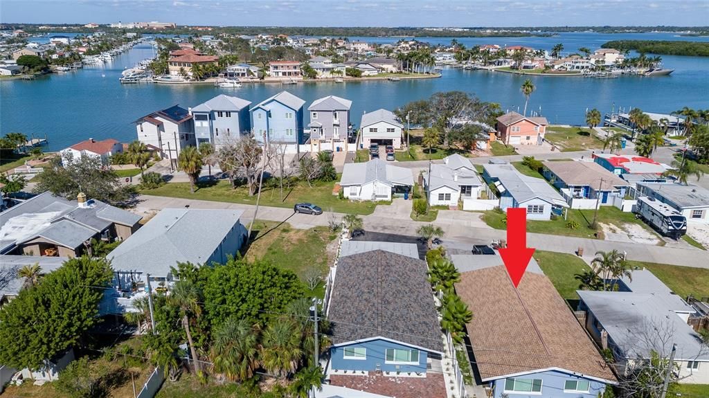 Active With Contract: $325,000 (4 beds, 0 baths, 1352 Square Feet)