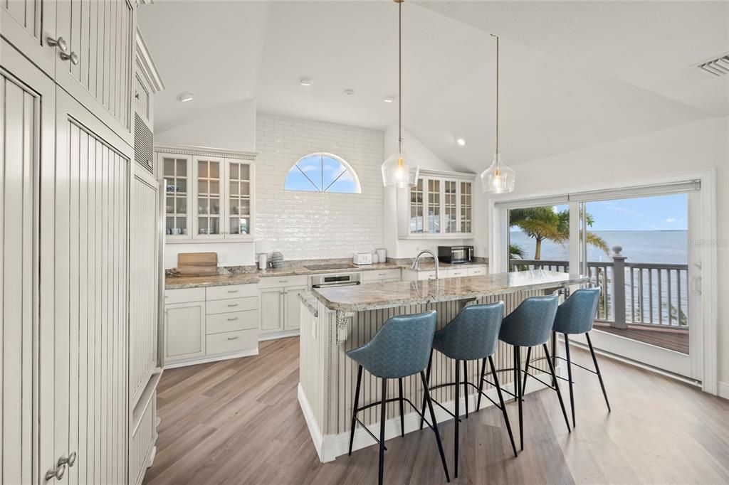 Active With Contract: $3,500,000 (3 beds, 2 baths, 2436 Square Feet)