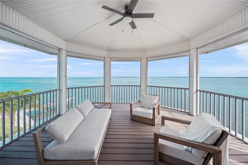 Active With Contract: $3,500,000 (3 beds, 2 baths, 2436 Square Feet)