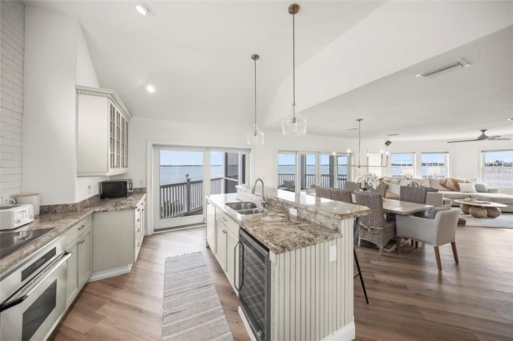 Active With Contract: $3,500,000 (3 beds, 2 baths, 2436 Square Feet)