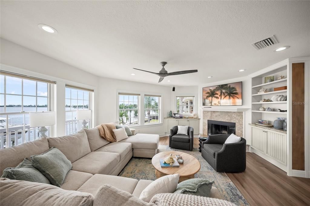 Active With Contract: $3,500,000 (3 beds, 2 baths, 2436 Square Feet)