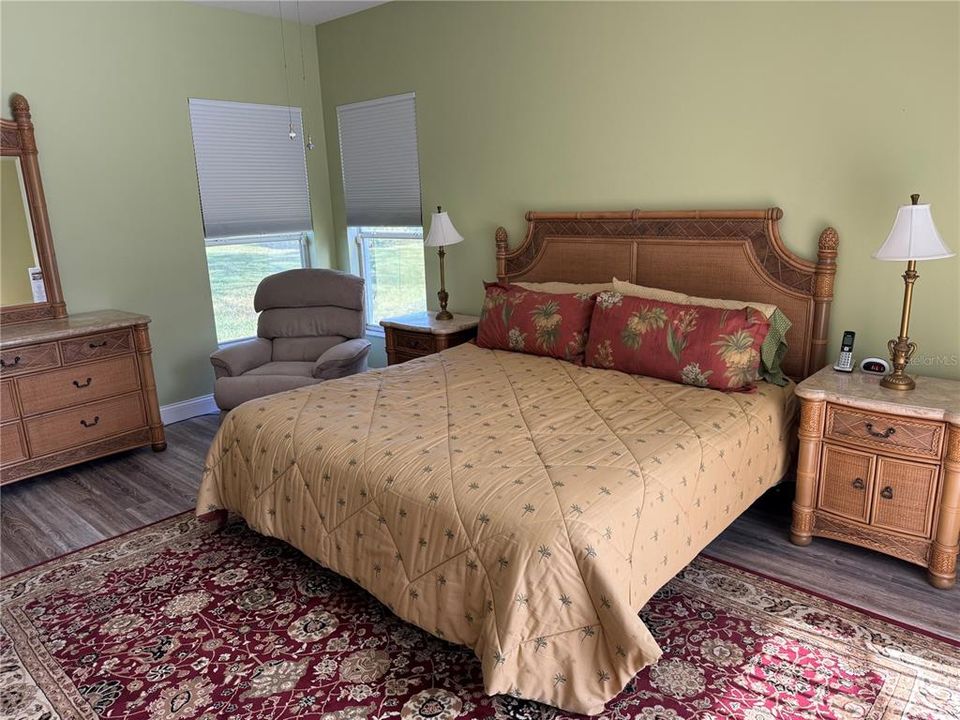 Active With Contract: $314,750 (2 beds, 2 baths, 1722 Square Feet)