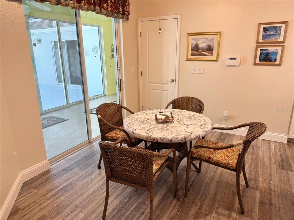 Active With Contract: $314,750 (2 beds, 2 baths, 1722 Square Feet)