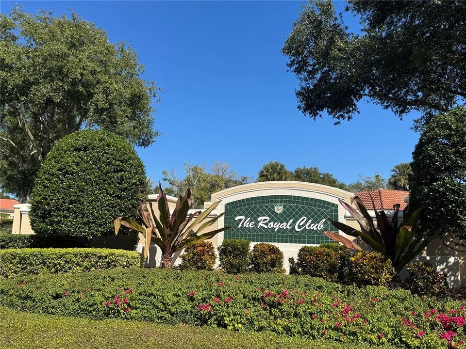 Active With Contract: $314,750 (2 beds, 2 baths, 1722 Square Feet)