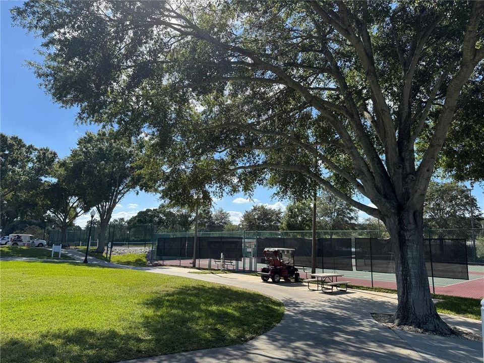 Active With Contract: $314,750 (2 beds, 2 baths, 1722 Square Feet)