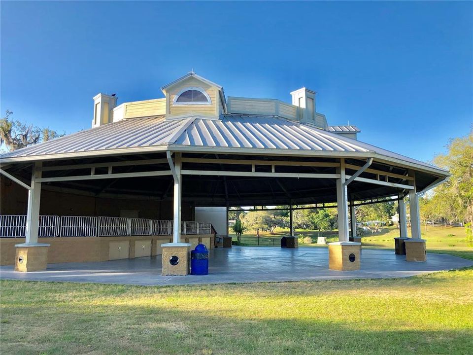 For Sale: $525,000 (3 beds, 2 baths, 1775 Square Feet)