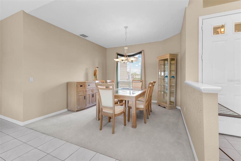 待售: $849,000 (3 贝兹, 2 浴室, 2495 平方英尺)