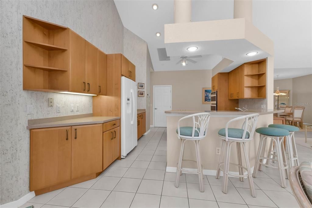 待售: $849,000 (3 贝兹, 2 浴室, 2495 平方英尺)