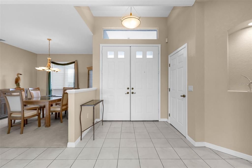 待售: $849,000 (3 贝兹, 2 浴室, 2495 平方英尺)