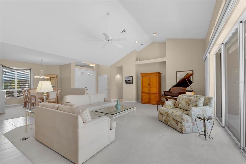 待售: $849,000 (3 贝兹, 2 浴室, 2495 平方英尺)