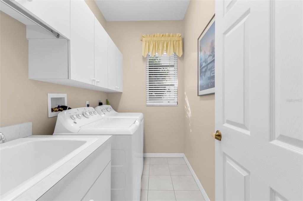 待售: $849,000 (3 贝兹, 2 浴室, 2495 平方英尺)