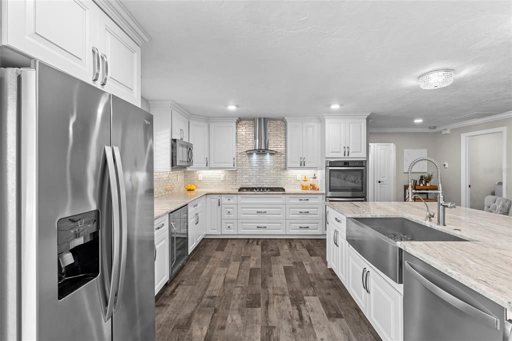 待售: $1,350,000 (3 贝兹, 2 浴室, 2124 平方英尺)