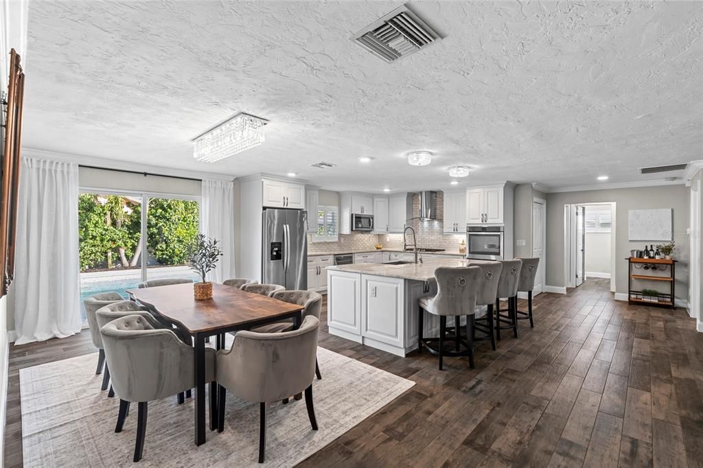 待售: $1,350,000 (3 贝兹, 2 浴室, 2124 平方英尺)