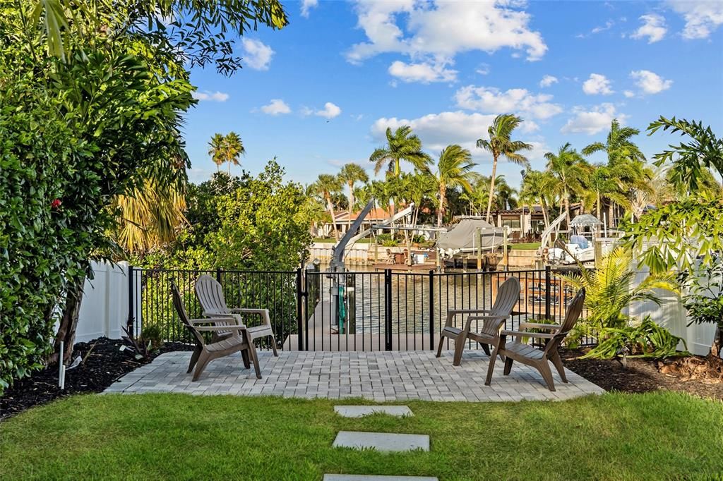 待售: $1,350,000 (3 贝兹, 2 浴室, 2124 平方英尺)