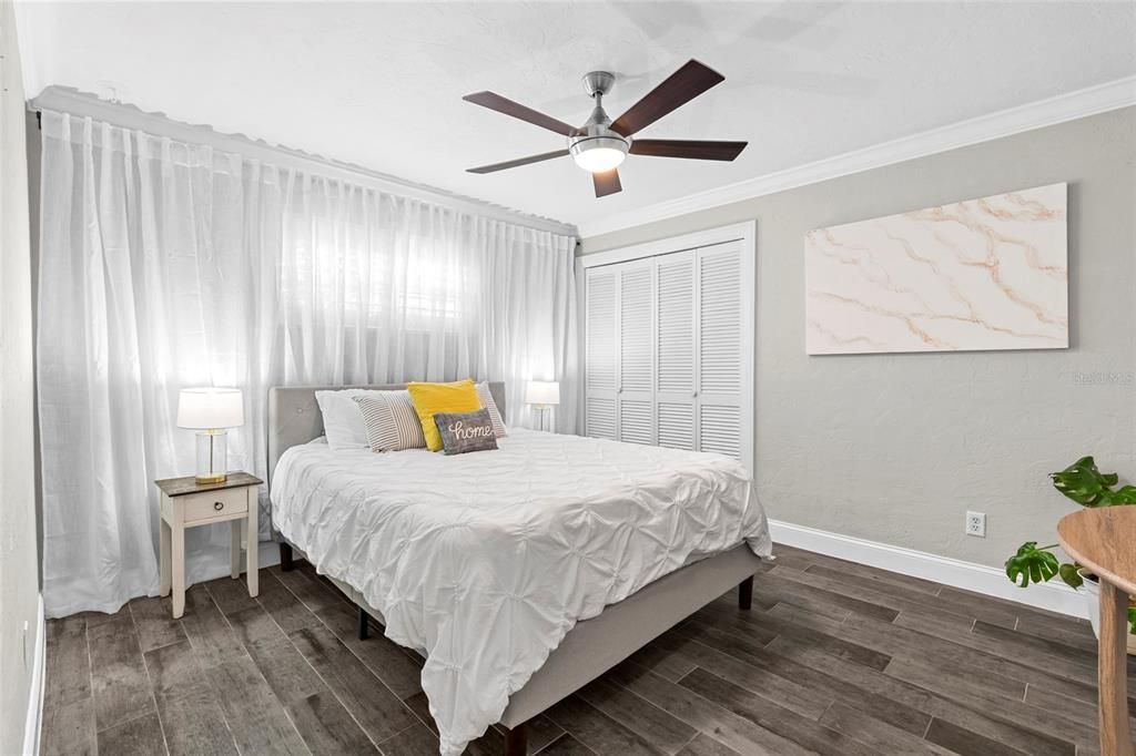 待售: $1,350,000 (3 贝兹, 2 浴室, 2124 平方英尺)