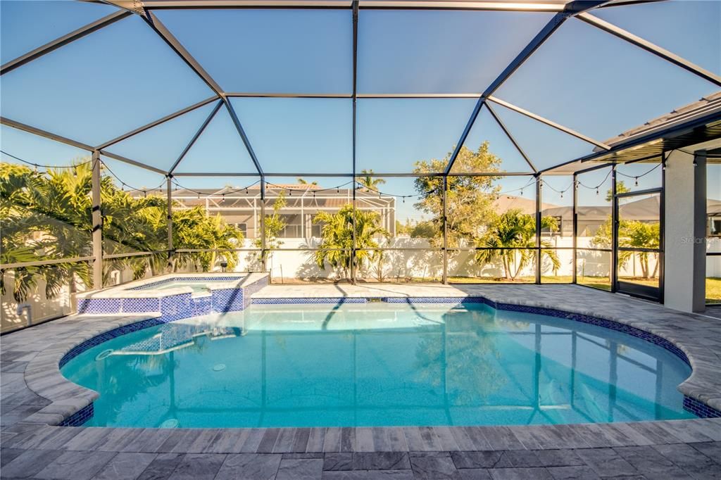 待售: $699,900 (4 贝兹, 3 浴室, 2182 平方英尺)