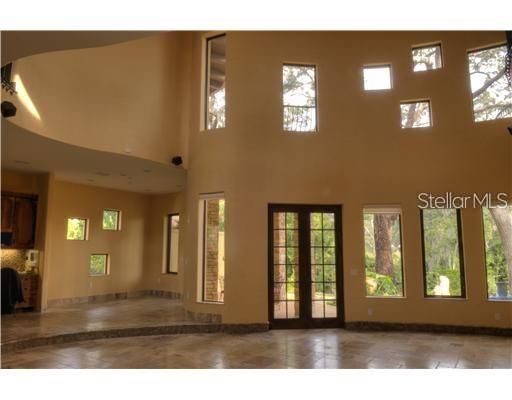 For Rent: $6,500 (5 beds, 3 baths, 3348 Square Feet)