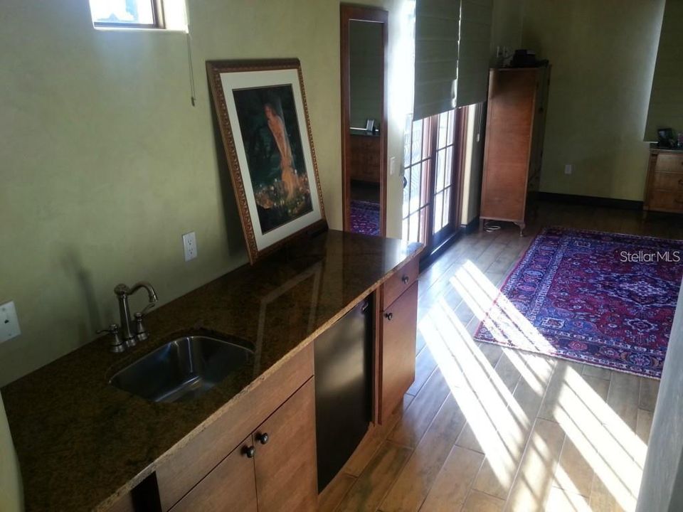 For Rent: $6,500 (5 beds, 3 baths, 3348 Square Feet)